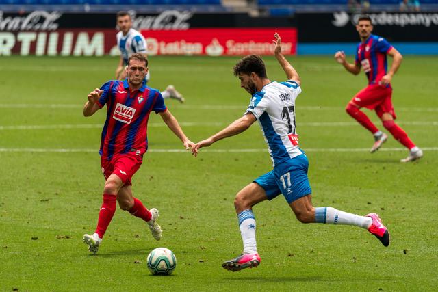 华人归国携带电子产品被重罚，海关监管越来越严